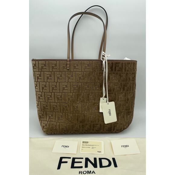 NEW FENDI ROLL LARGE LOGO FF CARRY ALL SHOPPER TOTE BAG NWT AUTHENTIC! - Picture 4 of 15